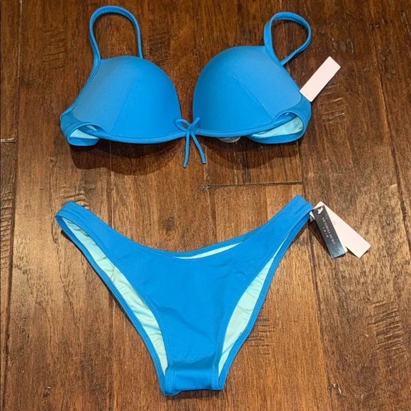 NWT! 32DDD Top SIZE SMALL Bottom Victoria's Secret Vibrant Blue Bikini - Picture 9 of 9